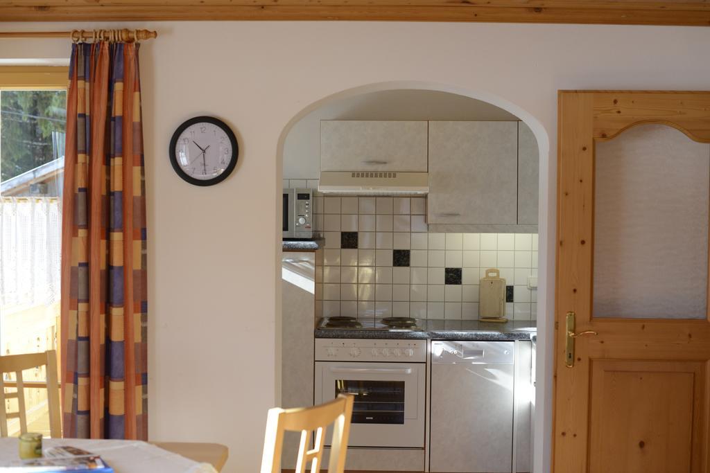 Apart Lorenz Haeselgehr Room photo